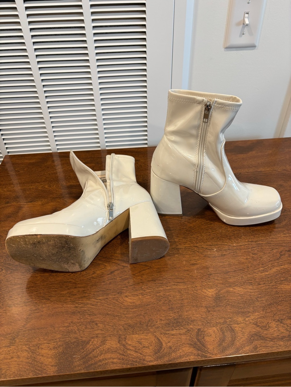 Steve Madden Cream Patent Platform Ankle Boots